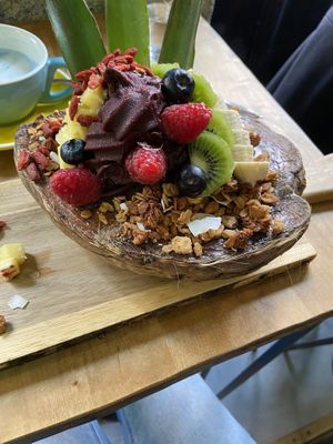 Acai tropical bowl  at Frutas Prohibidas in Madrid