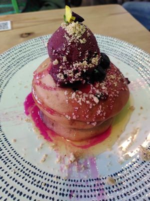 Acai pancakes at Frutas Prohibidas in Madrid