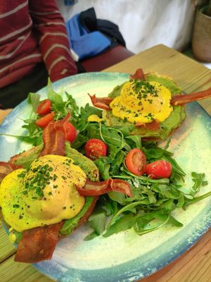 'eggs' Benedict at Frutas Prohibidas in Madrid
