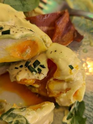 Eggs goo at Frutas Prohibidas in Madrid