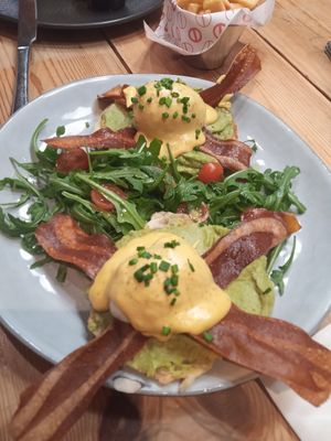  at Frutas Prohibidas in Madrid