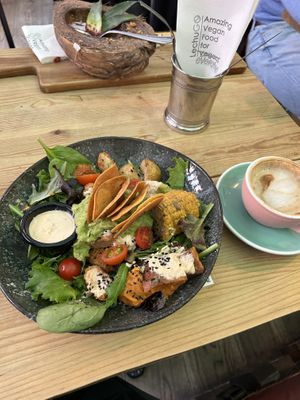 Sodoma Y Gomorra bowl  at Frutas Prohibidas in Madrid