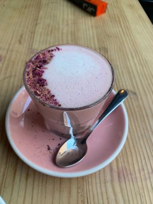 Red Velvet Latte at Frutas Prohibidas in Madrid