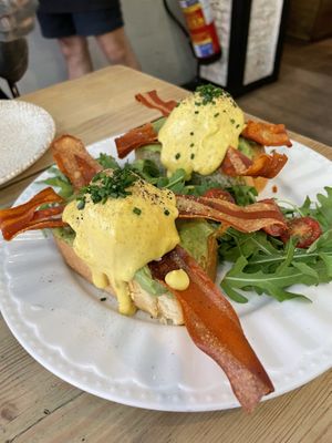 Classic Eggs Benedict   at Frutas Prohibidas in Madrid