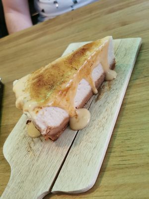 Creme Brulee Cheesecake at Frutas Prohibidas in Madrid