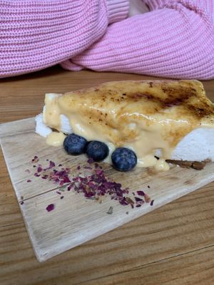 Crème brûlée Cheesecake  at Frutas Prohibidas in Madrid