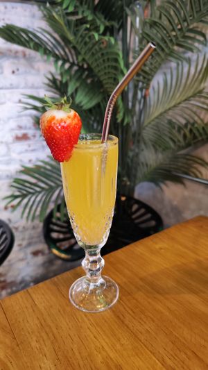  at Frutas Prohibidas in Madrid