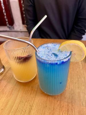 Blue Spirulina and Pineapple Lemonade at Frutas Prohibidas in Madrid