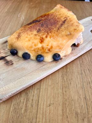 Creme Brulee Cheesecake at Frutas Prohibidas in Madrid