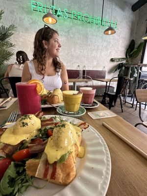 Ovos benedictinos  at Frutas Prohibidas in Madrid