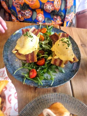 Benedict clásico. at Frutas Prohibidas in Madrid