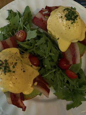 Eggs Benedict   at Frutas Prohibidas in Madrid