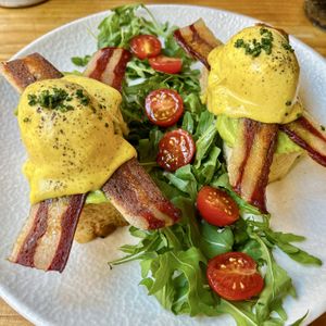 Benedict eggs  at Frutas Prohibidas in Madrid