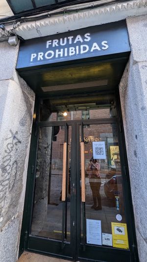 The front door at Frutas Prohibidas in Madrid