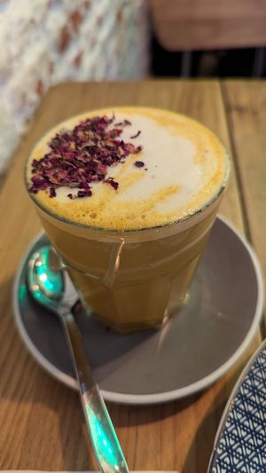 Tumeric latte at Frutas Prohibidas in Madrid