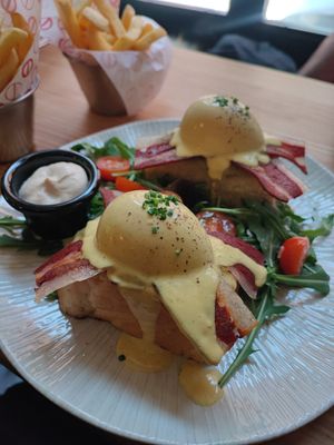  at Frutas Prohibidas in Madrid