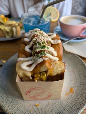 Scramble and seitan sandwich at Frutas Prohibidas in Madrid