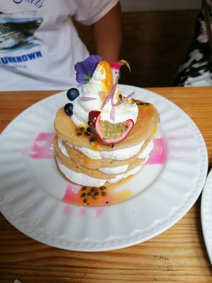 Alice in Wonderland pancakes at Frutas Prohibidas in Madrid