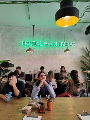 sitio bonito at Frutas Prohibidas in Madrid