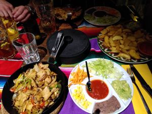 to assemble your fajitas (in black box) take vegan chicken and sauces and veggies -> enjoy at Appaloosa Saloon in Spiez
