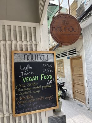 Todays menu   at Nâunâu in Ho Chi Minh City