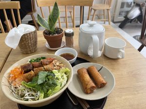 Tea and spring rolls   at Nâunâu in Ho Chi Minh City