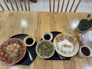 Dinner   at Nâunâu in Ho Chi Minh City