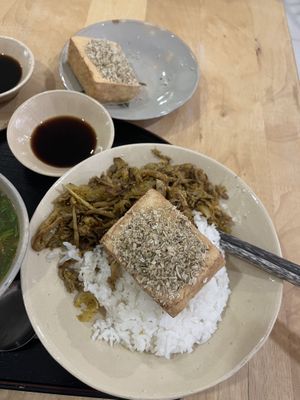   at Nâunâu in Ho Chi Minh City