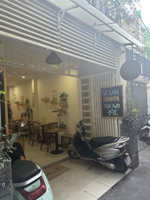 Storefront   at Nâunâu in Ho Chi Minh City
