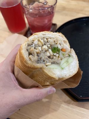 Bàhn mi   at Nâunâu in Ho Chi Minh City