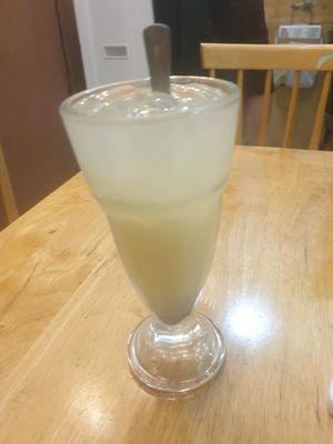 Ginger juice 5/10 at Nâunâu in Ho Chi Minh City