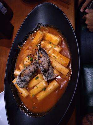 Tokbokki picante (veio com Temari ao invés de Mandu) at Ryu in Rio De Janeiro