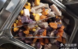 Fresh vegetable  at Pǐn Lián SùShí 品莲素食 in Sanya