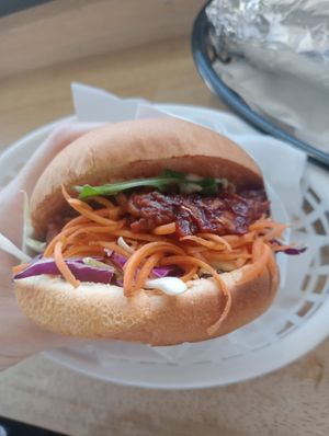 Vegan jackfruit burger at Vego's in Islington