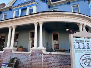Wonderful find in quaint old home in Martinsburg. Packed with delicious options beautifully prepared and served along with a shop full of amazing fresh vegetables & spices at Good Natured Cafe in Martinsburg