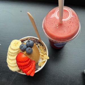 Açai bowl and juice   at The Juice Jar in Belfast