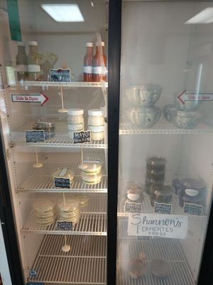 Grab and go in-house made ingredients at Wild Thyme Organics in Kealakekua