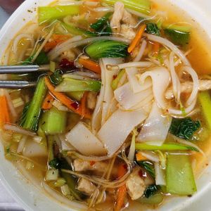 Pork ribs with flour noodles at Shàn Yuán SùShí 善緣素食 in Taipei