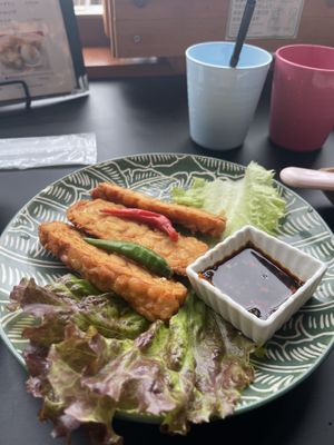 Tempeh goreng  at Green Asia in Tokyo