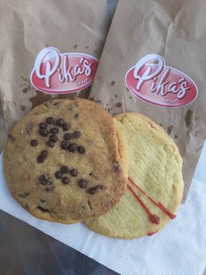 Galletas la imposible y de guayaba at Pikás in La Reina