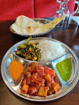 Tofu chili and vegan naan at Gurkha in Helsinki