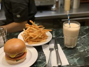 Yummy  at Holiday Vegan Diner in Paris
