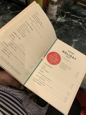 Menu  at Holiday Vegan Diner in Paris