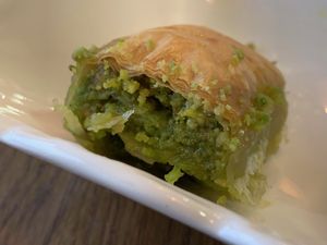 good baklava at Lezizel Manti in Regensburg