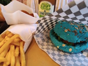 Quinoa burger at No Ponto in Nazare