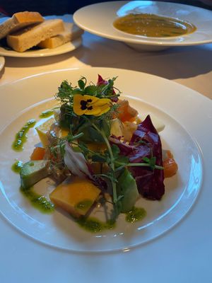 Mango, papaya & avocado & dolcelatte salad at Fellinis in Ambleside