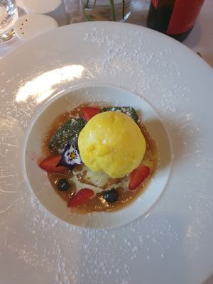  at Fellinis in Ambleside