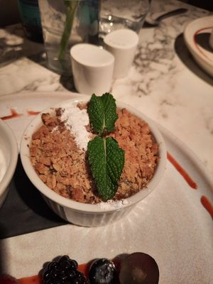 Crumble at Fellinis in Ambleside