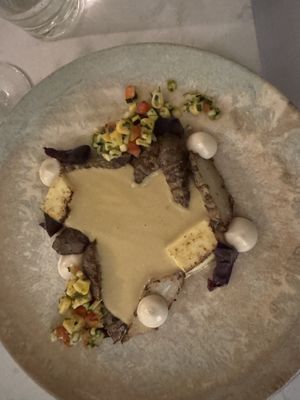 Artischocke mit Halloumi  at Glas Restaurant in Dublin