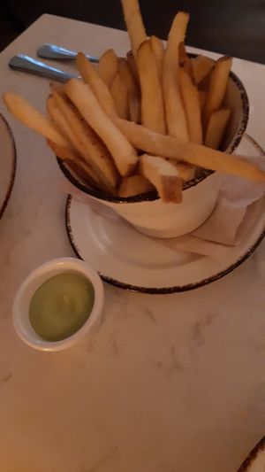 Fries with scallion aioli at Glas Restaurant in Dublin
